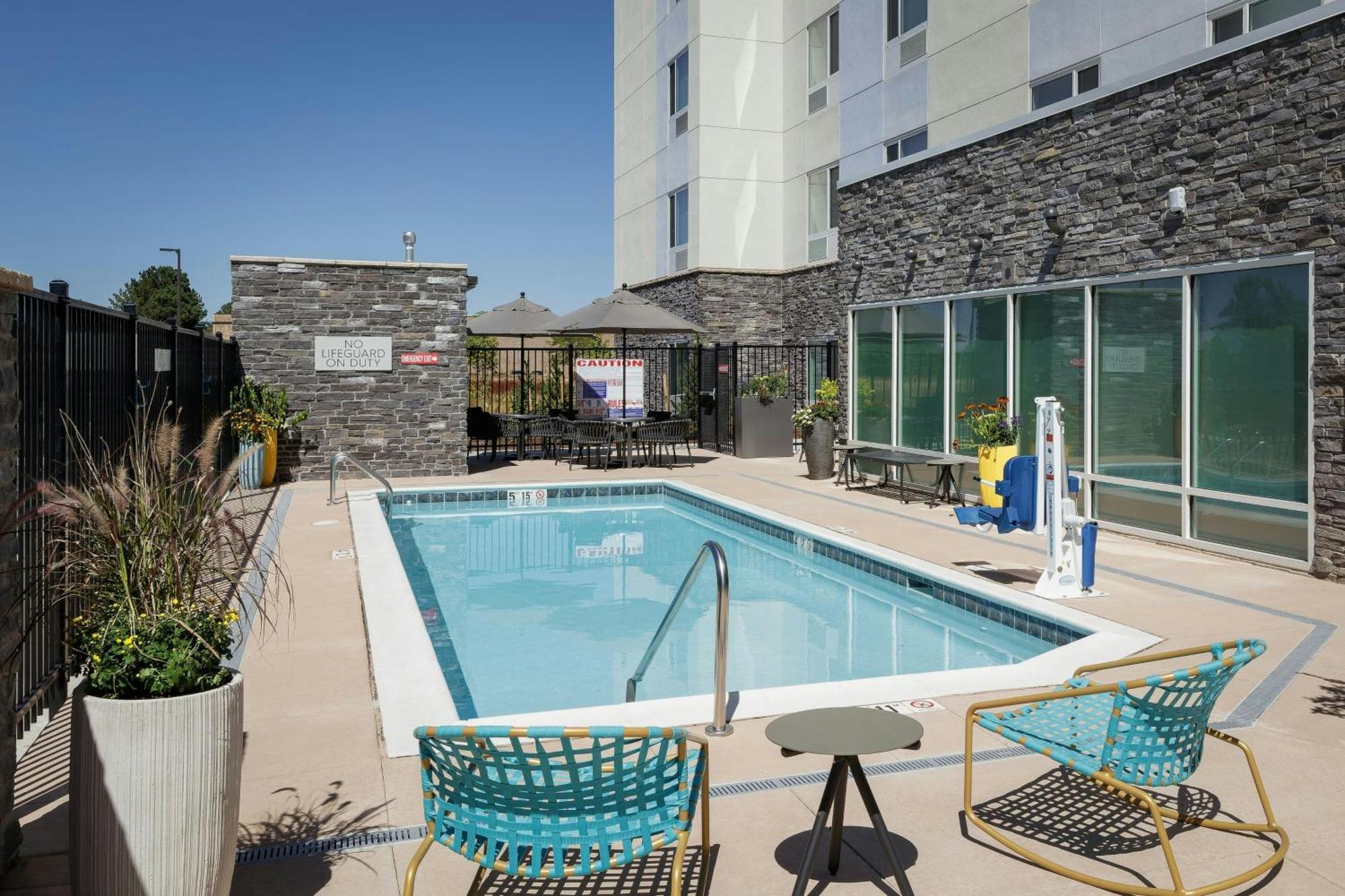 Towneplace Suites By Marriott Denver North Thornton Esterno foto